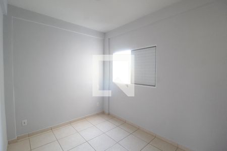 Quarto 1 de apartamento para alugar com 2 quartos, 46m² em Chácaras Tubalina E Quartel, Uberlândia