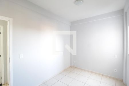 Quarto 1 de apartamento para alugar com 2 quartos, 46m² em Chácaras Tubalina E Quartel, Uberlândia