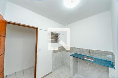 Kitnet/Studio para alugar com 1 quarto, 28m² em Jardim Santo André, Santo André