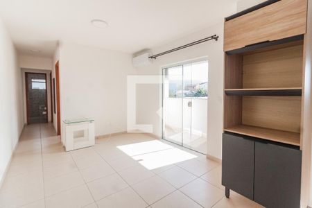 Apartamento para alugar com 2 quartos, 65m² em Serraria, São José