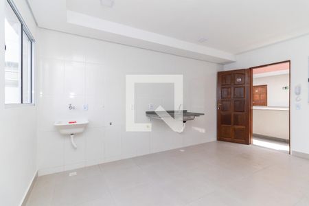 Sala / Cozinha de apartamento para alugar com 2 quartos, 40m² em Vila Taquari, São Paulo