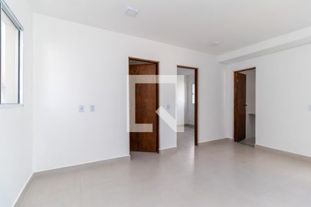 Sala / Cozinha de apartamento para alugar com 2 quartos, 40m² em Vila Taquari, São Paulo