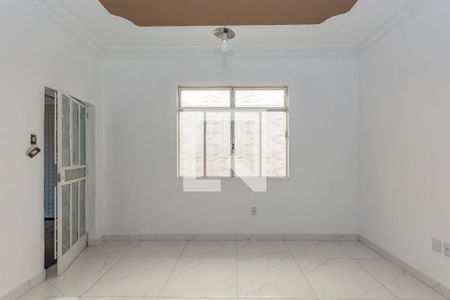 Sala 2 de casa para alugar com 3 quartos, 200m² em Barroca, Belo Horizonte