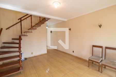 Sala de Estar  de casa à venda com 3 quartos, 200m² em Jardim Ubirajara (zona Sul), São Paulo