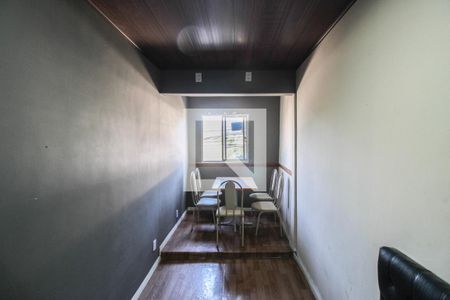 Sala de apartamento para alugar com 2 quartos, 50m² em Heliópolis, Belford Roxo