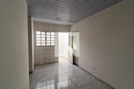 Sala/Cozinha de casa para alugar com 2 quartos, 42m² em Camaquã, Porto Alegre