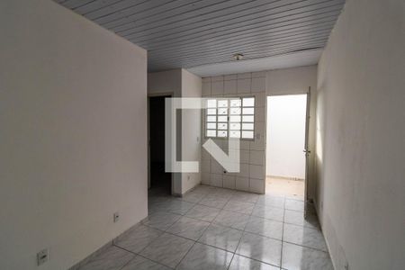 Sala/Cozinha de casa para alugar com 2 quartos, 42m² em Camaquã, Porto Alegre