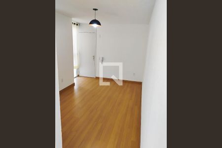 Sala de apartamento para alugar com 2 quartos, 62m² em Parque Xangri-lá, Contagem