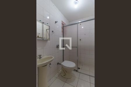 Banheiro  de casa para alugar com 1 quarto, 49m² em Vila São José, São Paulo