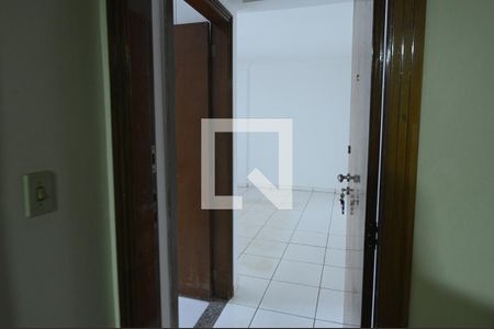 Corredor de apartamento para alugar com 1 quarto, 81m² em Setor Bueno, Goiânia