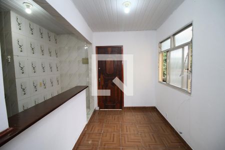 Sala de casa para alugar com 2 quartos, 60m² em Brás de Pina, Rio de Janeiro