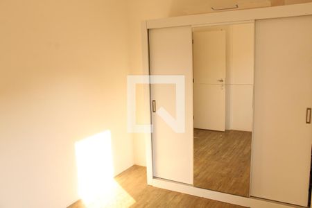 Casa de Condomínio para alugar com 3 quartos, 100m² em Granja Viana Ii, Cotia