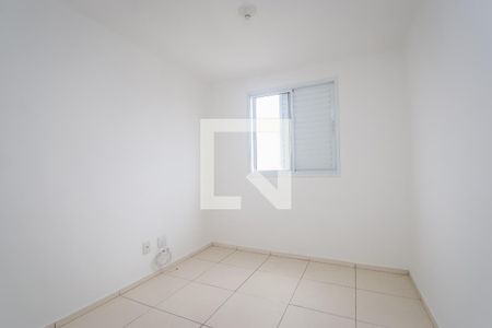 Quarto 1 de apartamento para alugar com 2 quartos, 45m² em Jardim Elizabete, Taboão da Serra