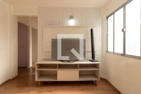 Sala de apartamento para alugar com 1 quarto, 52m² em Vila Ísis Cristina, Embu das Artes