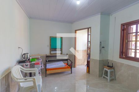 Sala de casa à venda com 2 quartos, 70m² em Harmonia, Canoas