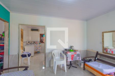 Sala de casa à venda com 2 quartos, 70m² em Harmonia, Canoas