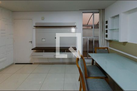 Sala de apartamento à venda com 2 quartos, 70m² em Estrela do Oriente, Belo Horizonte