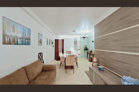 Sala de apartamento para alugar com 3 quartos, 140m² em Tupi, Praia Grande