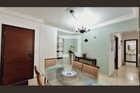 Sala de apartamento para alugar com 3 quartos, 140m² em Tupi, Praia Grande