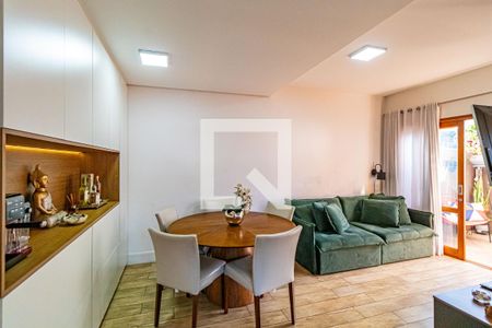 Sala de casa de condomínio à venda com 2 quartos, 135m² em Jardim Peri Peri, São Paulo