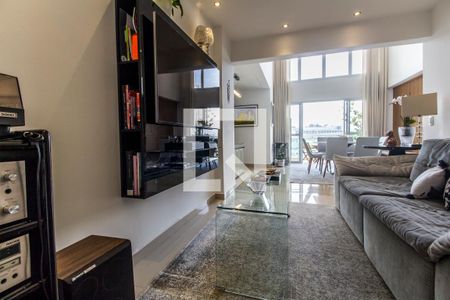 Sala de TV de apartamento à venda com 2 quartos, 92m² em Tamboré, Santana de Parnaíba