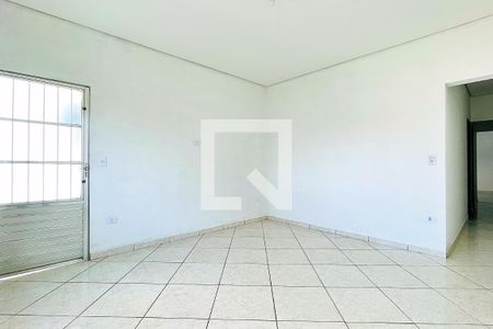 Sala de casa para alugar com 2 quartos, 250m² em Jardim Santa Bárbara, Guarulhos