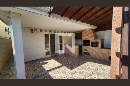 Quintal de casa de condomínio à venda com 3 quartos, 110m² em Medeiros, Jundiaí