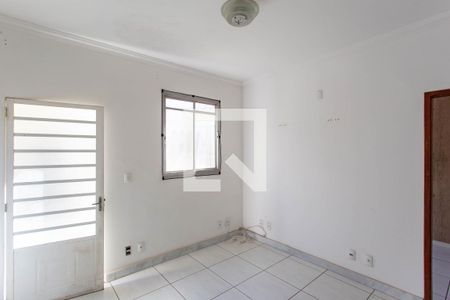 Sala de apartamento à venda com 2 quartos, 47m² em Jaqueline, Belo Horizonte