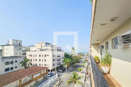 Vista  de apartamento para alugar com 3 quartos, 120m² em Jardim Ana Maria, Guarujá