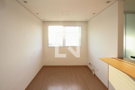 Sala de apartamento para alugar com 2 quartos, 43m² em Cidade São Mateus, São Paulo