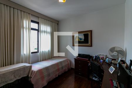 Quarto  de apartamento à venda com 4 quartos, 130m² em Grajaú, Belo Horizonte