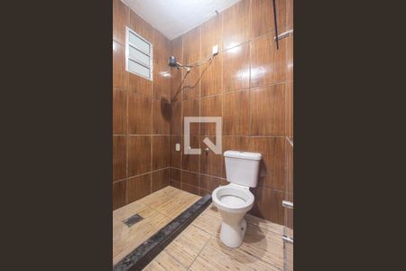 Banheiro da Suíte de casa para alugar com 3 quartos, 99m² em Guaratiba, Rio de Janeiro