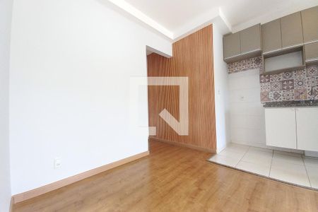 Sala  de apartamento para alugar com 3 quartos, 75m² em Parque Itália, Campinas