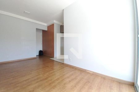 Sala de apartamento para alugar com 3 quartos, 75m² em Parque Itália, Campinas