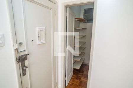 Sala - dispensa de apartamento para alugar com 1 quarto, 30m² em Laranjeiras, Rio de Janeiro