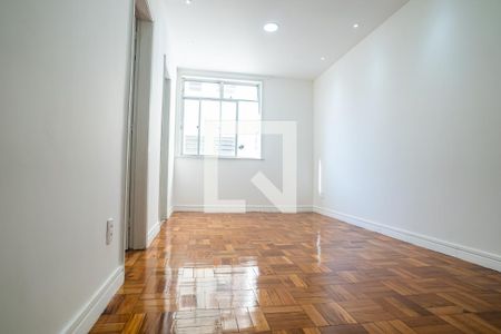 Sala  de apartamento para alugar com 1 quarto, 30m² em Laranjeiras, Rio de Janeiro