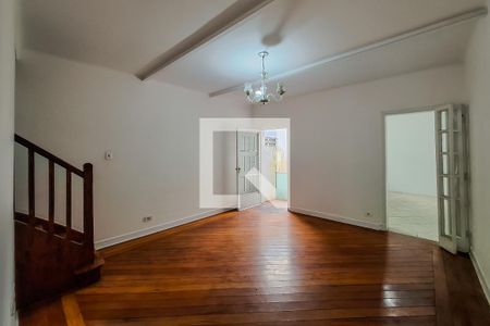 sala de casa para alugar com 3 quartos, 137m² em Jardim da Gloria, São Paulo