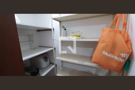 Casa para alugar com 400m², 4 quartos e 4 vagas Casa para alugar com 400m², 4 quartos e 4 vagasDispensa