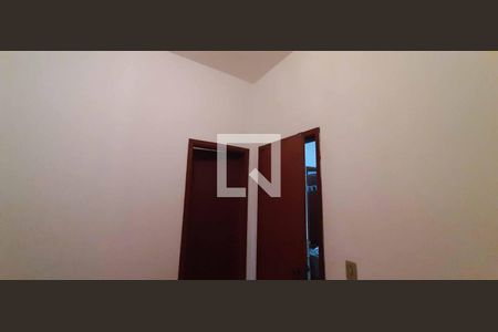 Casa para alugar com 400m², 4 quartos e 4 vagas Casa para alugar com 400m², 4 quartos e 4 vagasSuíte 2