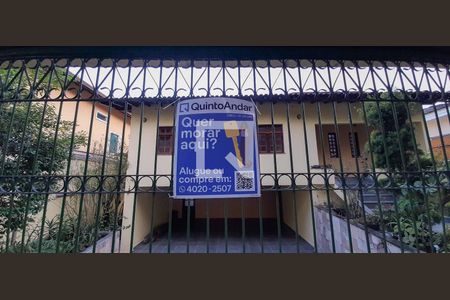 Casa para alugar com 400m², 4 quartos e 4 vagas Casa para alugar com 400m², 4 quartos e 4 vagasPlaca QA Instalada