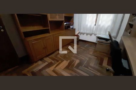 Casa para alugar com 400m², 4 quartos e 4 vagas Casa para alugar com 400m², 4 quartos e 4 vagasEscritório