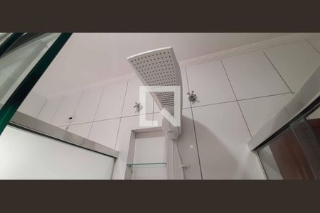 Casa para alugar com 400m², 4 quartos e 4 vagas Casa para alugar com 400m², 4 quartos e 4 vagasBanheiro da Suíte 1