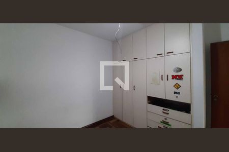 Casa para alugar com 400m², 4 quartos e 4 vagas Casa para alugar com 400m², 4 quartos e 4 vagasQuarto 2