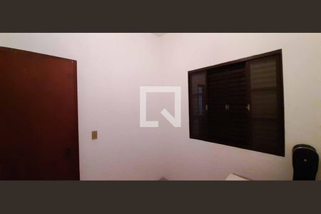 Casa para alugar com 400m², 4 quartos e 4 vagas Casa para alugar com 400m², 4 quartos e 4 vagasSuíte 2