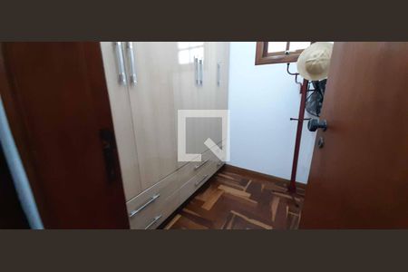 Casa para alugar com 400m², 4 quartos e 4 vagas Casa para alugar com 400m², 4 quartos e 4 vagasCloset