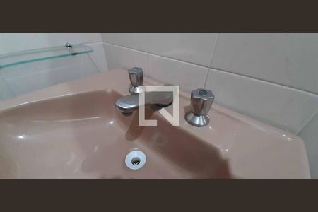 Casa para alugar com 400m², 4 quartos e 4 vagas Casa para alugar com 400m², 4 quartos e 4 vagasBanheiro Social