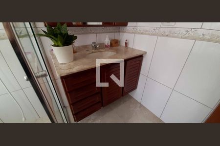 Casa para alugar com 400m², 4 quartos e 4 vagas Casa para alugar com 400m², 4 quartos e 4 vagasBanheiro da Suíte 1