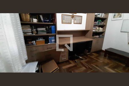 Casa para alugar com 400m², 4 quartos e 4 vagas Casa para alugar com 400m², 4 quartos e 4 vagasEscritório