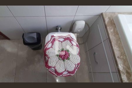 Casa para alugar com 400m², 4 quartos e 4 vagas Casa para alugar com 400m², 4 quartos e 4 vagasBanheiro da Suíte 1