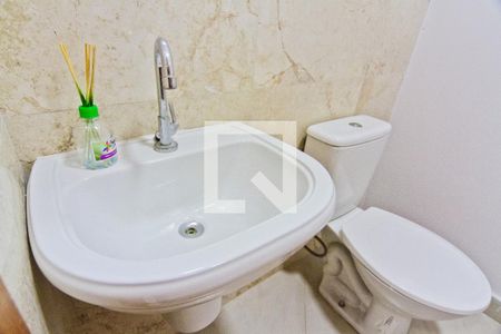 Lavabo de casa para alugar com 2 quartos, 100m² em Jardim São José (zona Norte), São Paulo